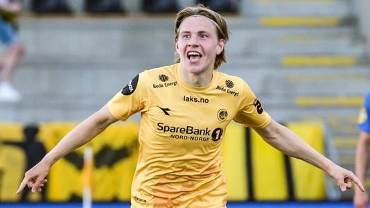 凯恩：即使赛季进百球，没欧冠或世界杯也很可能拿不到金球奖（凯恩：即便单季百球，缺少欧冠或世界杯也难捧金球）