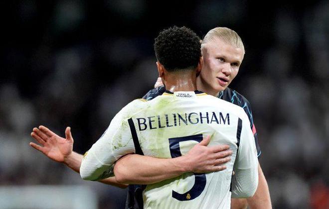 鹈鹕第二节7次失误，单节净负14分半场落后老鹰10分