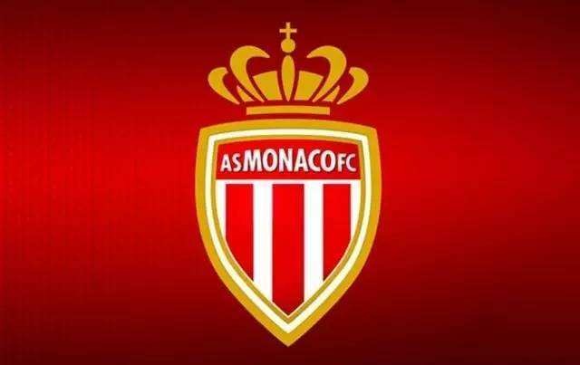 意甲最新动态：米兰锁定18岁新锋，国米仅落榜首一分