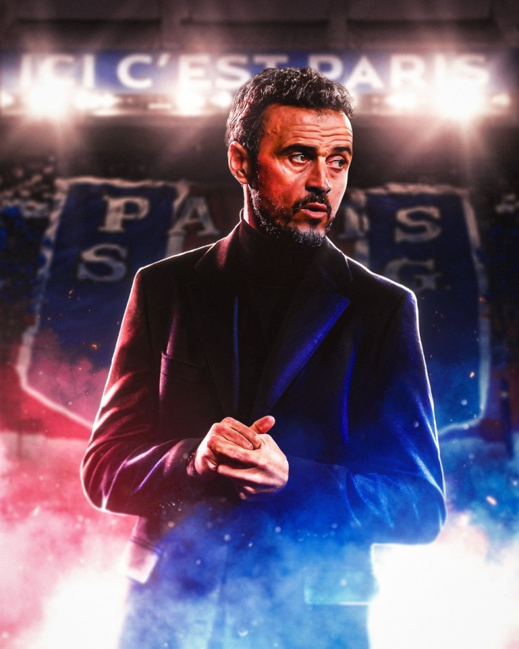 足球意大利名帅重返教练席，引全球媒体关注（意大利足坛名帅回归执教，全球媒体聚焦）