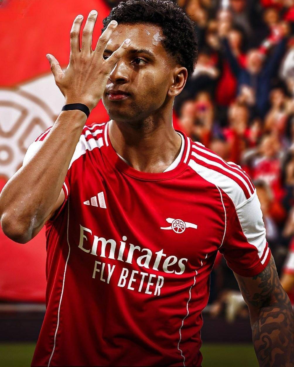 重磅！皇马遭遇重创！阿诺德伤缺两月将错过15场比赛，欧冠生死战告急（突发：皇马重大打击！阿诺德伤停两个月恐缺席15场，欧冠生死战拉响警报）