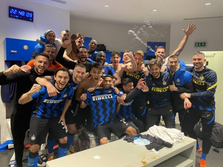 孙颖莎真比谷爱凌、郑钦文差吗？3种伟大！撕掉标签，孙颖莎的软肋真是弱点吗？