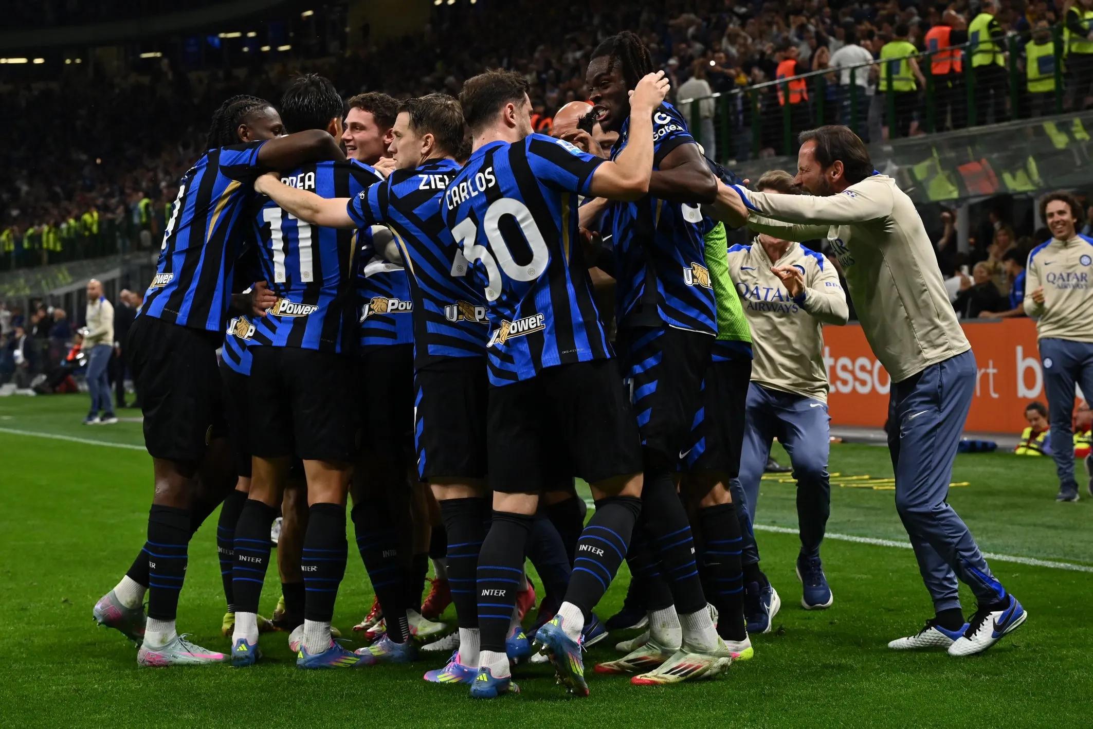 曼联与切尔西、阿斯顿维拉及竞争对手的下一个英超赛程比较（曼联、切尔西、阿斯顿维拉及竞争对手接下来的英超赛程对比）